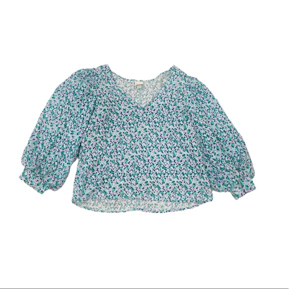 Floral Puffy Sleeve Blouse - Picture 1 of 3